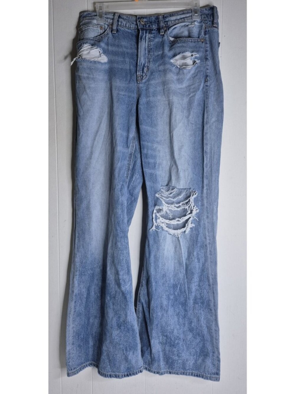 AE Dreamy Drape Stretch Curvy Ripped Super High-Waisted Baggy Wide-Leg Jean Sz 8